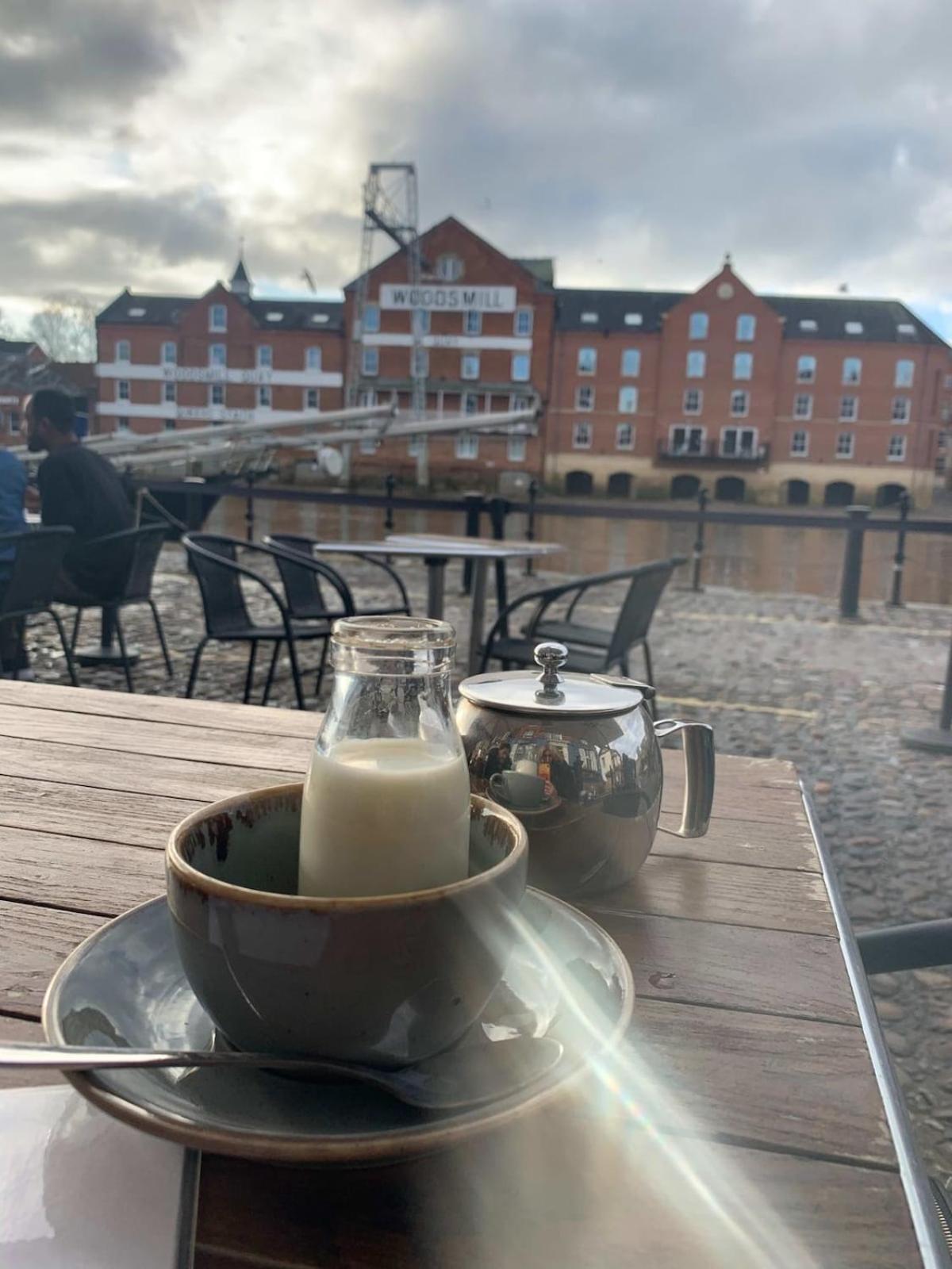 Luxury Apartment Woodsmill View - On The River - With Balcony - Recently Refurbished York Eksteriør billede