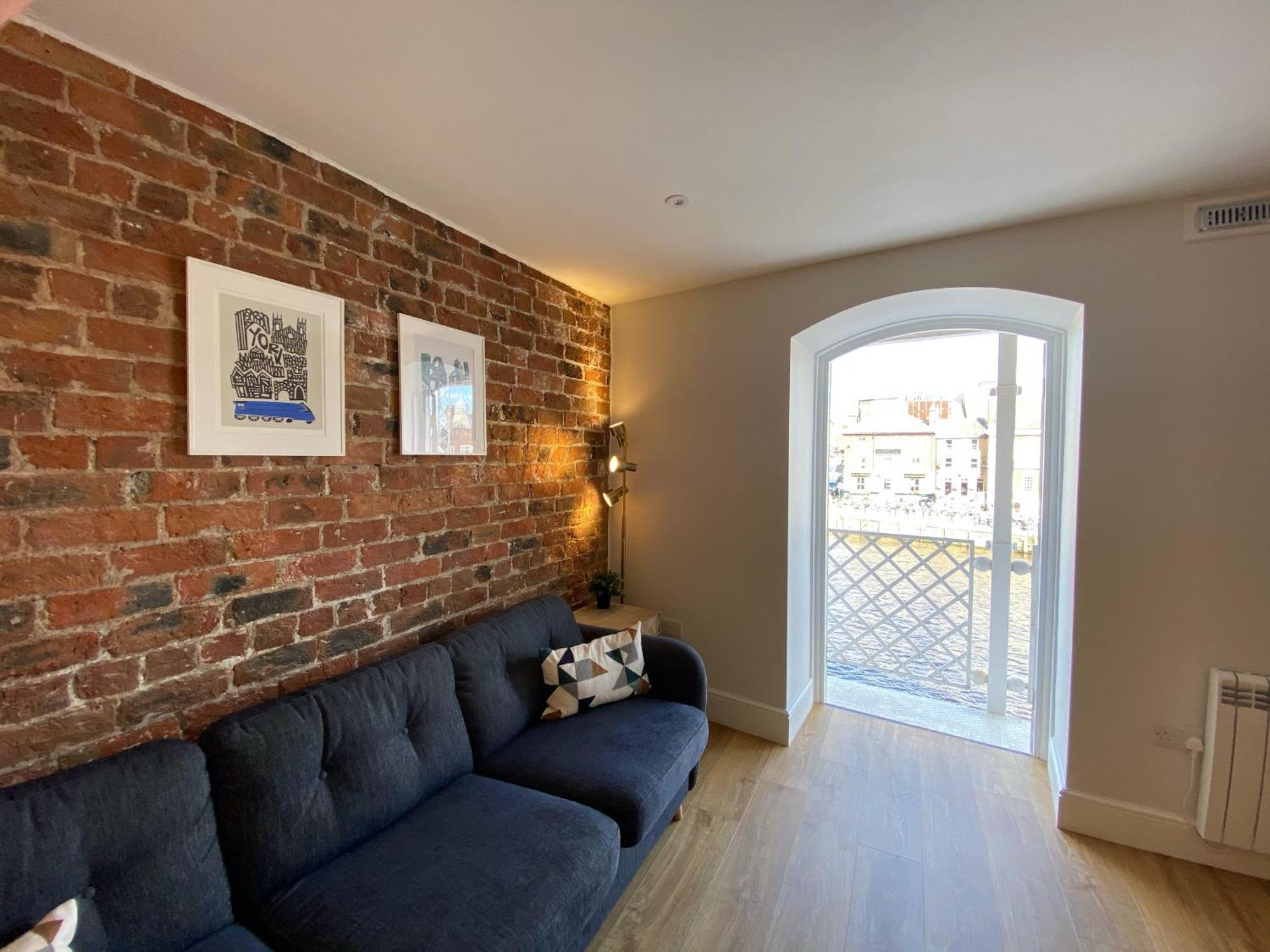 Luxury Apartment Woodsmill View - On The River - With Balcony - Recently Refurbished York Eksteriør billede